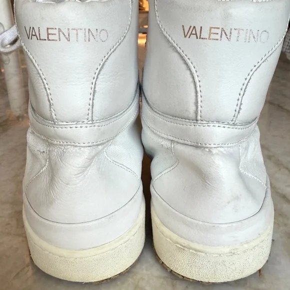 Valentino ~ White Leather High Top Sneakers ~ Men's US 8 / EU 41; Italy - Picture 3 of 15
